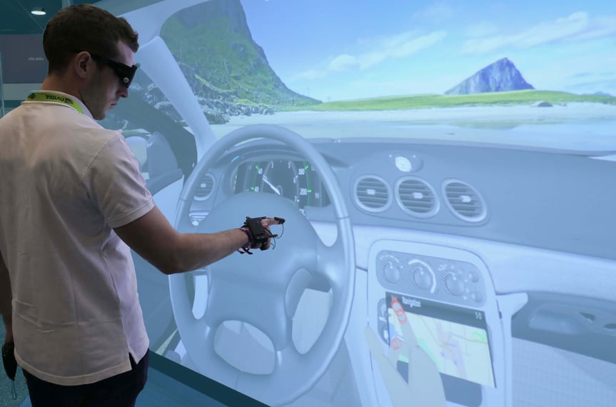 Finger Tracking with TechViz VR software
