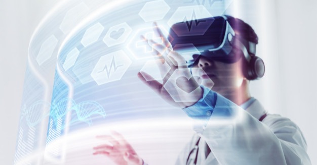doctor-using-virtual-reality-headset-research_112554-163