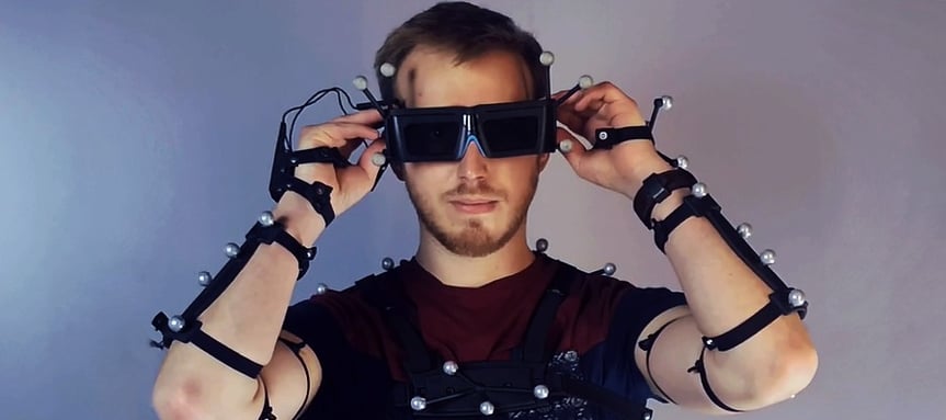 engineer-wearing-a-bodytracking-suit-and-who-is-not-affected-by-motion-sickness-in-VR-1